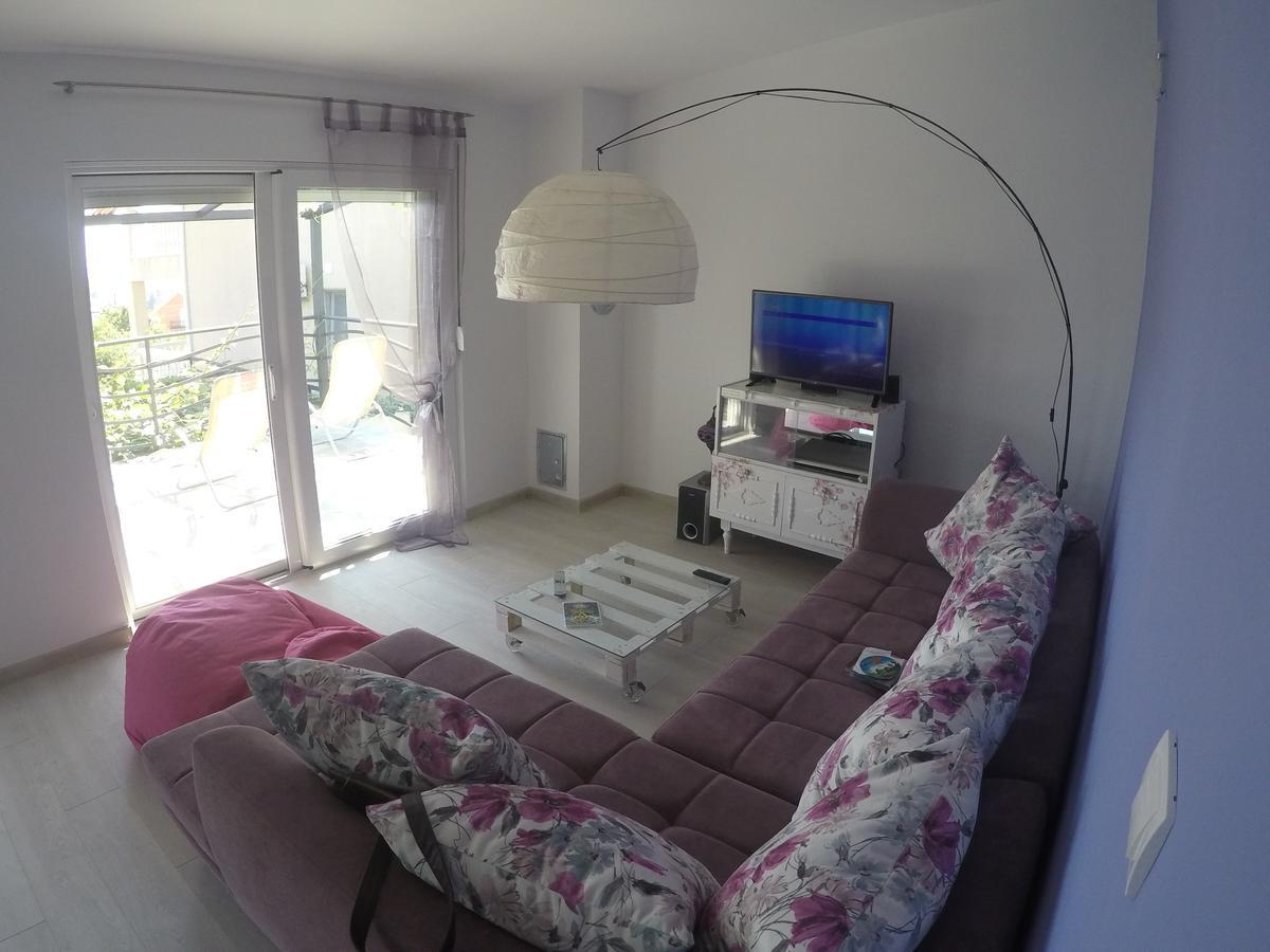 Holiday Home Free Your Mind Dobra Voda Zewnętrze zdjęcie